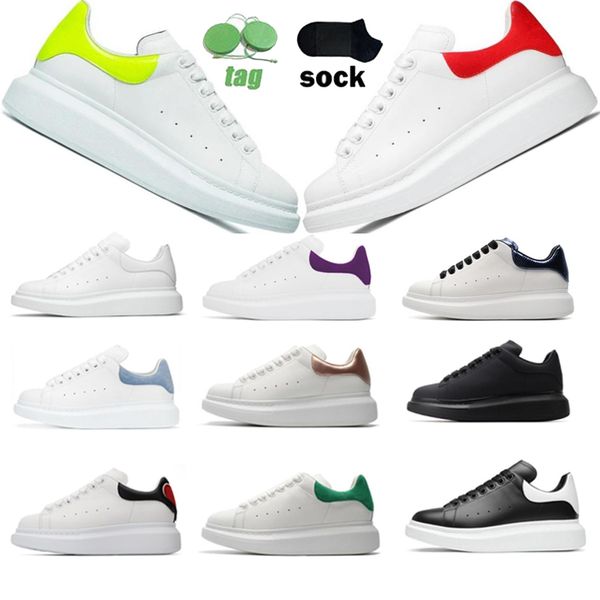 35-48 designer woman shoe leather lace up men fashion platform oversized sneakers white black mens womens luxury velvet suede casual shoes c
35-48 designer woman shoe leather lace up men fashion platform oversized sneakers white black mens womens luxury velvet suede casual shoes c