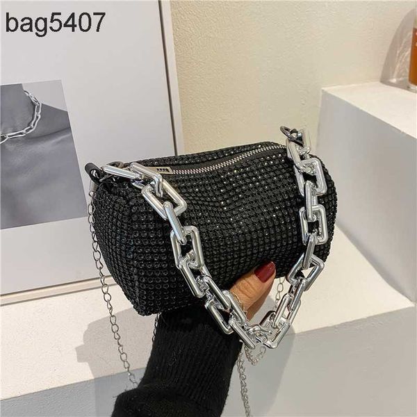 2023 women's diamond bag 70% discount wholesale retail new female cross aluminum hand personality shiny small square trend
2023 women's diamond bag 70% discount wholesale retail new female cross aluminum hand personality shiny small square trend