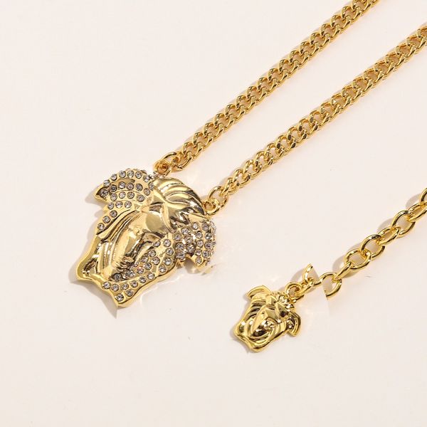 18k gold plated pendant necklaces luxury brand designers face embossed stamp fashion women love necklaces wedding party jewellery gift bete, Silver
18k gold plated pendant necklaces luxury brand designers face embossed stamp fashion women love necklaces wedding party jewellery gift bete, Silver