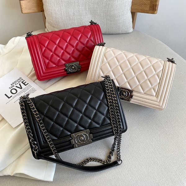 popular square crossbody pu leather women bag luxury fashion 2022 designer handbags
popular square crossbody pu leather women bag luxury fashion 2022 designer handbags