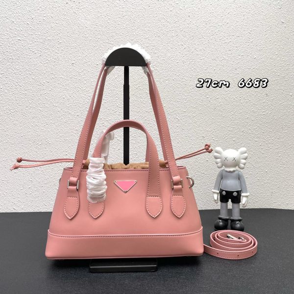 designer handbag the tote bag ladies shoulder bags leather crossbody large capacity fashion luxury vintage new 2022
designer handbag the tote bag ladies shoulder bags leather crossbody large capacity fashion luxury vintage new 2022