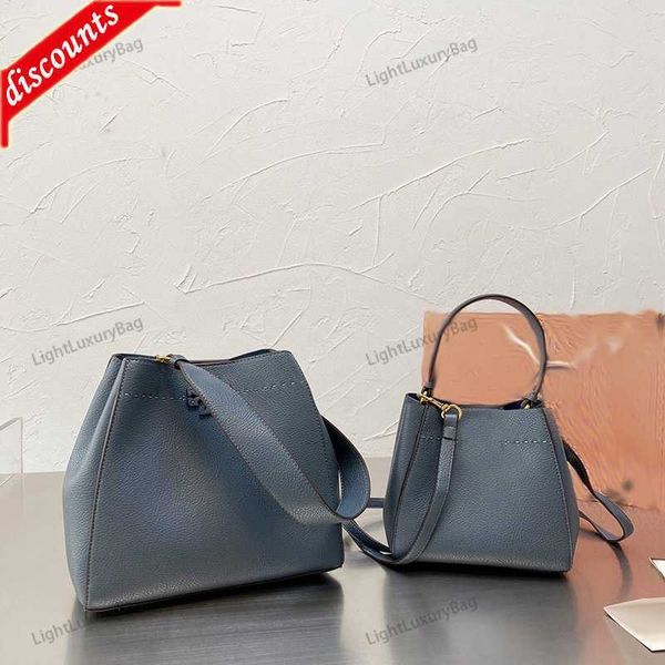 designer luxury women bags torys handbag tb fashion bucket bag inclined shoulder versatile multicolour purses burchs totes large capacity sa
designer luxury women bags torys handbag tb fashion bucket bag inclined shoulder versatile multicolour purses burchs totes large capacity sa