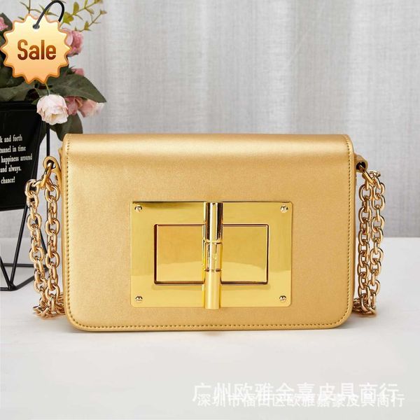 women's luxury designer shoulder bags tote 2023 new textural leather envelope multifunctional portable fashion crossbody bag gift box f
women's luxury designer shoulder bags tote 2023 new textural leather envelope multifunctional portable fashion crossbody bag gift box f