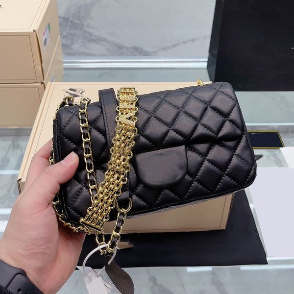 cc bags luxury brand shoulder bags 22a womens lambskin classic mini flap bags bracelet catch hnadle totes clutch strass letter gold mate
cc bags luxury brand shoulder bags 22a womens lambskin classic mini flap bags bracelet catch hnadle totes clutch strass letter gold mate