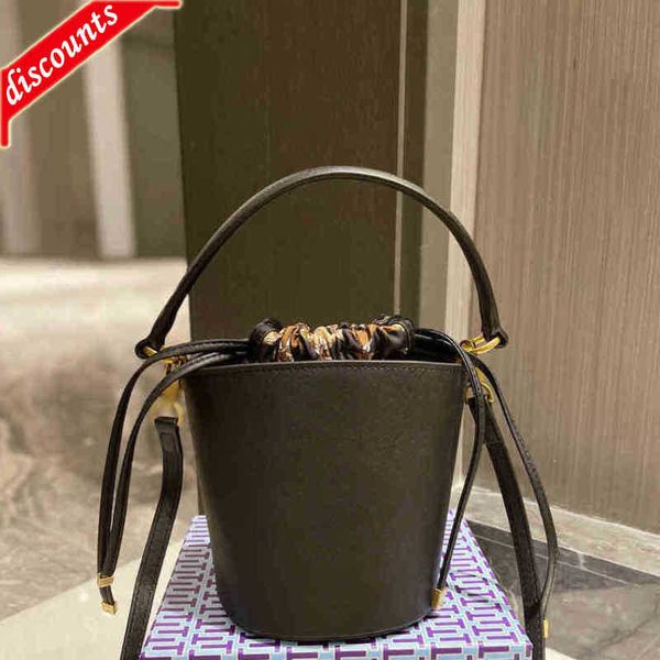 designer luxury women bags torys handbag tb fashion bucket bag inclined shoulder versatile multicolour purses burchs totes large capacity sa
designer luxury women bags torys handbag tb fashion bucket bag inclined shoulder versatile multicolour purses burchs totes large capacity sa