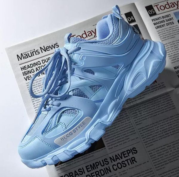 luxury brand dress shoes designer women men casual shoes track sneakers leather trainers nylon printed triple platform fashion sports shoe, Black
luxury brand dress shoes designer women men casual shoes track sneakers leather trainers nylon printed triple platform fashion sports shoe, Black