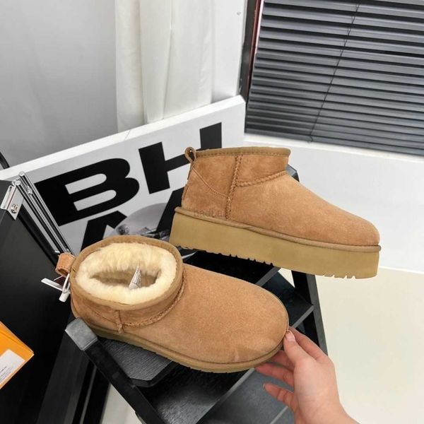 ultra mini platform boot designer woman winter ankle australia snow boots thick bottom real leather warm fluffy booties with fur shoes x2, Black
ultra mini platform boot designer woman winter ankle australia snow boots thick bottom real leather warm fluffy booties with fur shoes x2, Black