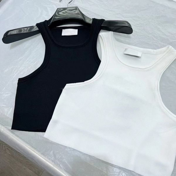 european station 2023 new spring embroidered elastic slimming inside a short knit vest, White
european station 2023 new spring embroidered elastic slimming inside a short knit vest, White