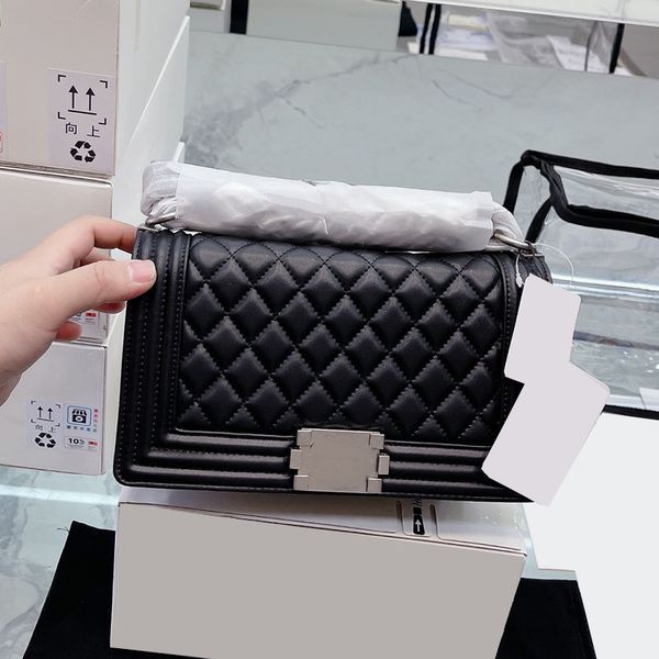 womens designer lambskin quilted boy bags genuine leather silver metal valentine chain crossbody shoulder handbags large capacity outdoor sa
womens designer lambskin quilted boy bags genuine leather silver metal valentine chain crossbody shoulder handbags large capacity outdoor sa
