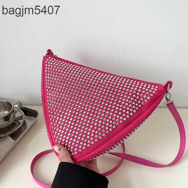 2023 new drill bag 80% discount wholesale and retail summer exotic inlaid portable triangle korean personalized msenger trend simple single
2023 new drill bag 80% discount wholesale and retail summer exotic inlaid portable triangle korean personalized msenger trend simple single