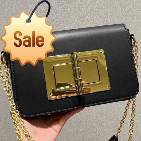 women's luxury designer shoulder bags tote new fashion texture leather clamshell bag multi-functional portable crossbody bag gift box p
women's luxury designer shoulder bags tote new fashion texture leather clamshell bag multi-functional portable crossbody bag gift box p