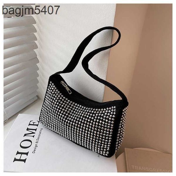 2023 new drill bag 80% discount wholesale and retail small women's summer fashion texture crowd armpit style versatile shoulder
2023 new drill bag 80% discount wholesale and retail small women's summer fashion texture crowd armpit style versatile shoulder