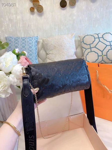 designer luxury women the tote bag fashion versatile handbags shoulder crossbody bags purse tories totes large capacity saddle wallets 7a l7
designer luxury women the tote bag fashion versatile handbags shoulder crossbody bags purse tories totes large capacity saddle wallets 7a l7