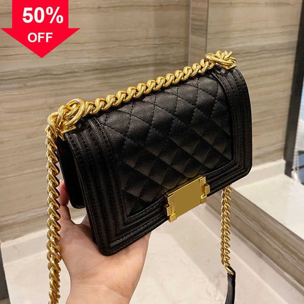 women's brand designers shoulder bags fashion mini clamshell small square rhomboid texture leather gold chain shoulders crossbody facto
women's brand designers shoulder bags fashion mini clamshell small square rhomboid texture leather gold chain shoulders crossbody facto