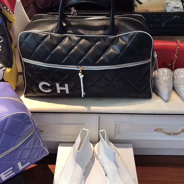 nylon bags storage multifunction yoga gym large capacity duffel travel waterproof casual beach exercise luggage travelling capacity is avail
nylon bags storage multifunction yoga gym large capacity duffel travel waterproof casual beach exercise luggage travelling capacity is avail