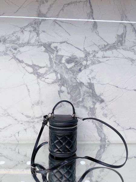 brand tote cylindrical shoulder bags fashion handbag luxury women designer bag crossbody zipper open cover purse black bucket bag 
brand tote cylindrical shoulder bags fashion handbag luxury women designer bag crossbody zipper open cover purse black bucket bag