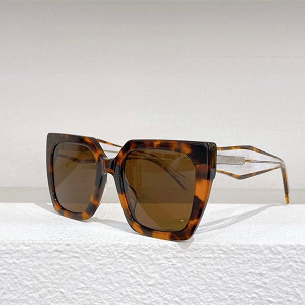 

sunglasses for men and women summer 107xv style anti-ultraviolet retro plate metal frame fashion glasses random box 107, White;black