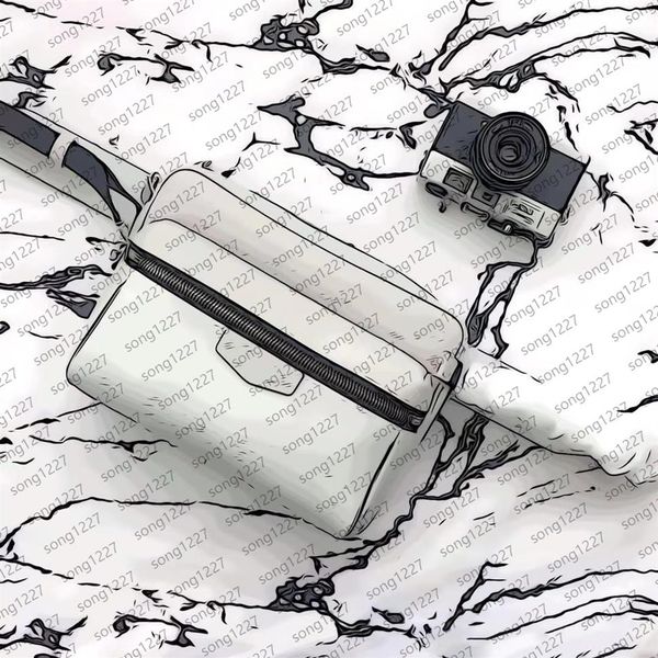 30new men's handbags to the store 241 postman bags attractive accessories spring fashion show functional and practical one-s251s
30new men's handbags to the store 241 postman bags attractive accessories spring fashion show functional and practical one-s251s