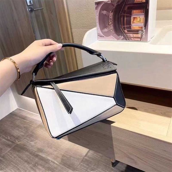 luxury handbags designers luoniu color matching geometric bag large capacity women's hand single shoulder messenger bag multi purpose g
luxury handbags designers luoniu color matching geometric bag large capacity women's hand single shoulder messenger bag multi purpose g