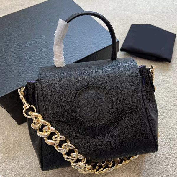5a designer bags fashion lady genuine leather tote bag crossbody flap the totes quality shoulder bag messenger handbag thick chain luxury ha
5a designer bags fashion lady genuine leather tote bag crossbody flap the totes quality shoulder bag messenger handbag thick chain luxury ha