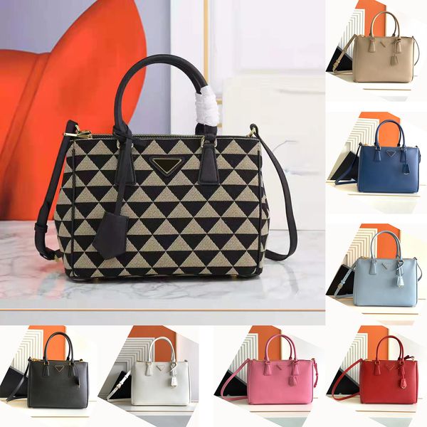 designer tote handbag on the luxury shopping bags women leather shoulder bag leather lady woman handbags business totes purse messenger embo
designer tote handbag on the luxury shopping bags women leather shoulder bag leather lady woman handbags business totes purse messenger embo