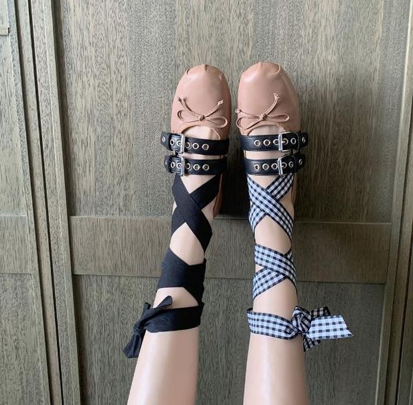 retro miu ballet cross strap shoe round head female flat bow inside height women's double buckle two ankle cross straps mary jane girl
retro miu ballet cross strap shoe round head female flat bow inside height women's double buckle two ankle cross straps mary jane girl