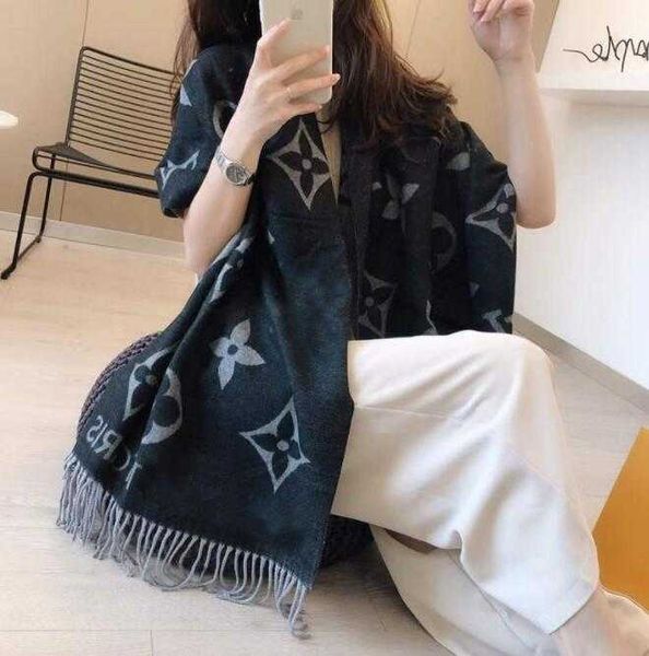 2021 cashmere scarf designer scarves winter men women quality soft thick shawl scarfs fashion scarve 4 season foulard luxury, Blue;gray
2021 cashmere scarf designer scarves winter men women quality soft thick shawl scarfs fashion scarve 4 season foulard luxury, Blue;gray