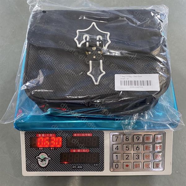 trapstar bag rear zipper men single shoulder bagss trendy shoulders strap with letter messenger bags with large capacity street st222c
trapstar bag rear zipper men single shoulder bagss trendy shoulders strap with letter messenger bags with large capacity street st222c