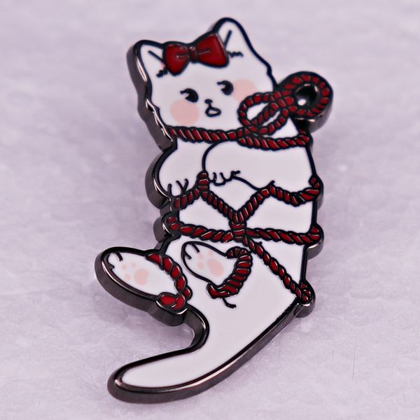 japanese binding cat brooch cartoon metal badge badge valentine's day gift, Blue
japanese binding cat brooch cartoon metal badge badge valentine's day gift, Blue