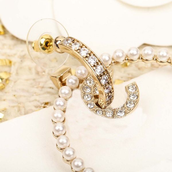 luxury quality charm round shape drop earring with diamond and nature shell beads in 18k gold plated have box stamp ps7441a, Golden
luxury quality charm round shape drop earring with diamond and nature shell beads in 18k gold plated have box stamp ps7441a, Golden