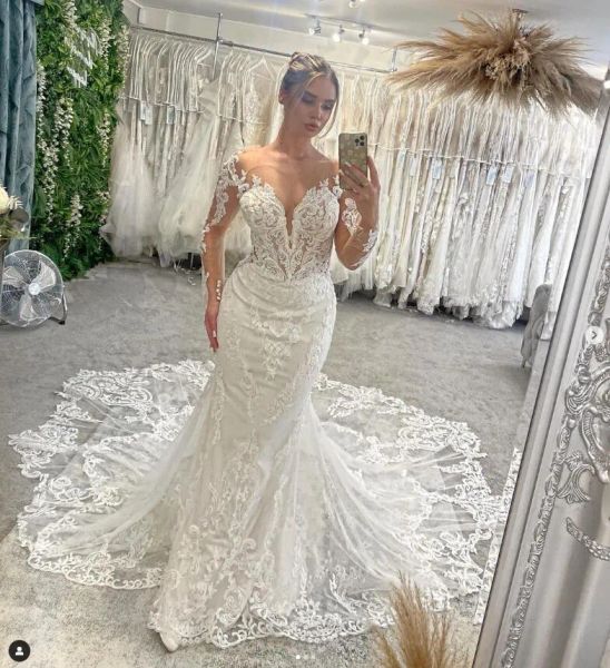 2023 gorgeous mermaid wedding dresses bridal gown long sleeves lace applique ruffles satin sweep train custom made beach country plus size v, White
2023 gorgeous mermaid wedding dresses bridal gown long sleeves lace applique ruffles satin sweep train custom made beach country plus size v, White
