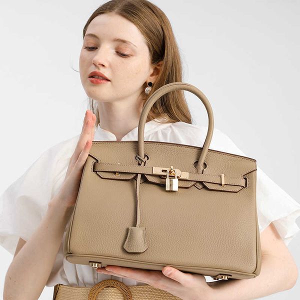 herme birkin bag female 2022 new lychee grain leather bag leather large capacity single shoulder handbag
herme birkin bag female 2022 new lychee grain leather bag leather large capacity single shoulder handbag