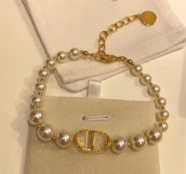 elegant original designer pearl necklace bracelet earrings dangle branded logo letter d choker short 45cm extender chain 5cm girl women men, Silver
elegant original designer pearl necklace bracelet earrings dangle branded logo letter d choker short 45cm extender chain 5cm girl women men, Silver