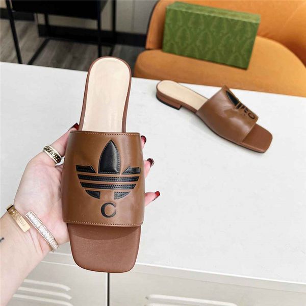 fashion slippers ggity 2023 luxury design summer men flat bottom women slope heel letter leather casual sandals 05-05, Black
fashion slippers ggity 2023 luxury design summer men flat bottom women slope heel letter leather casual sandals 05-05, Black