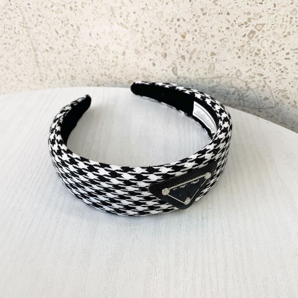 designer hair scarf thousand birds grid hair hoop women retro black white headband triangular wide brim headwea female family couple gifts
designer hair scarf thousand birds grid hair hoop women retro black white headband triangular wide brim headwea female family couple gifts