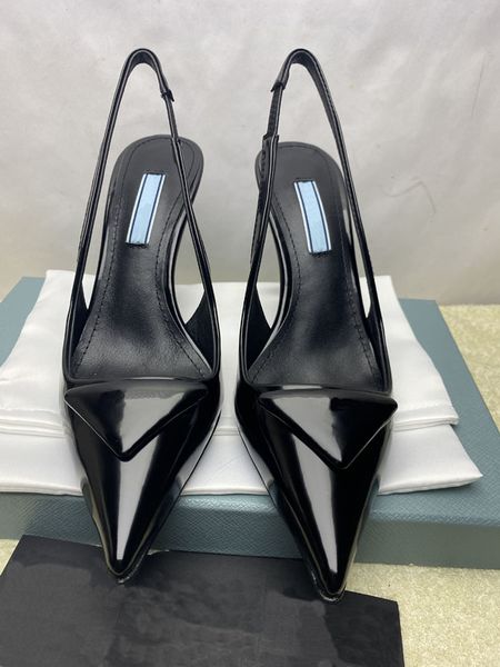 dress shoes sandals pointed toe design high heel leather outsole women's luxury designer party wedding banquet 35-41, Black
dress shoes sandals pointed toe design high heel leather outsole women's luxury designer party wedding banquet 35-41, Black