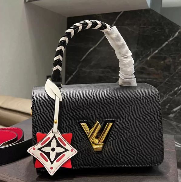 designer bags genuine leather lock flap handbag black twist shoulder bag lady crossbody bag 2022 luxury totes, Black;red
designer bags genuine leather lock flap handbag black twist shoulder bag lady crossbody bag 2022 luxury totes, Black;red