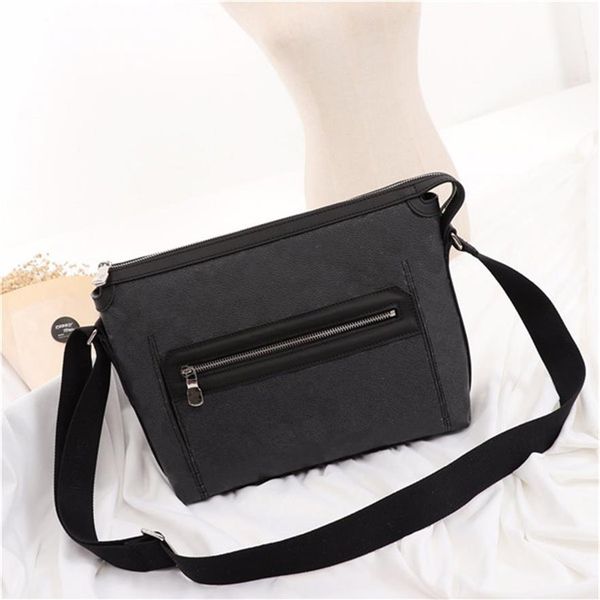 trumpet man's bag business styling fashion postman bag front bag design silver metal wide shoulder straps250b
trumpet man's bag business styling fashion postman bag front bag design silver metal wide shoulder straps250b