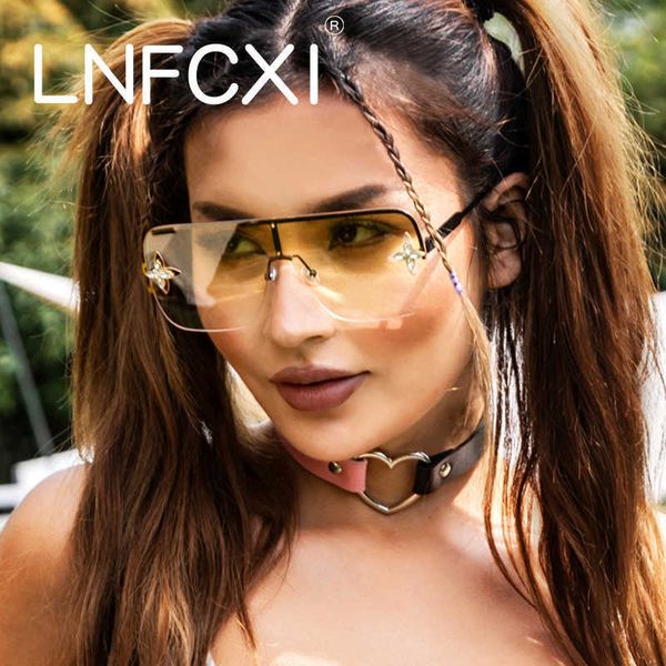 lnfcxi fashion diamond one piece square sunglasses women 2022 new large flowers brand metal eyewear uv400 gafas de sol hombre 1219, White;black
lnfcxi fashion diamond one piece square sunglasses women 2022 new large flowers brand metal eyewear uv400 gafas de sol hombre 1219, White;black
