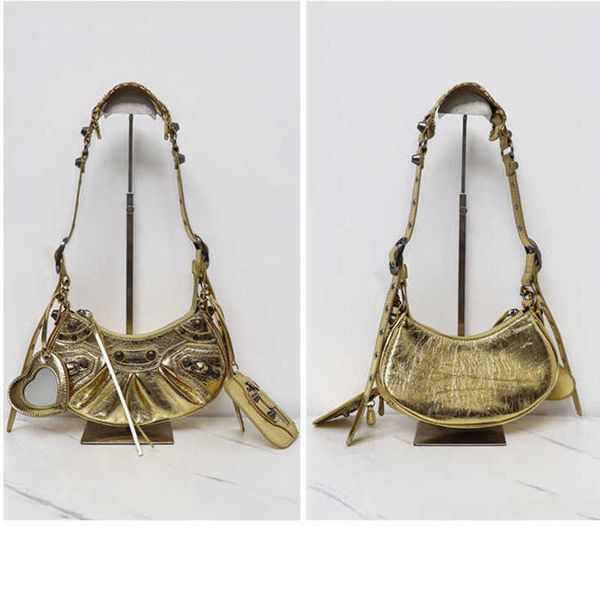 classic ladies lady underarm bags lecagole balencigss fold 23 bag cagole female rivet motorcycle sweet one cool spice three leather in cresc
classic ladies lady underarm bags lecagole balencigss fold 23 bag cagole female rivet motorcycle sweet one cool spice three leather in cresc