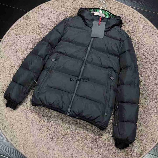 men's down parkas jackets designer classic black hooded warmth thick double zipper white duck fill badge decorative brand 4167 zbdg 6 5, Black;brown
men's down parkas jackets designer classic black hooded warmth thick double zipper white duck fill badge decorative brand 4167 zbdg 6 5, Black;brown
