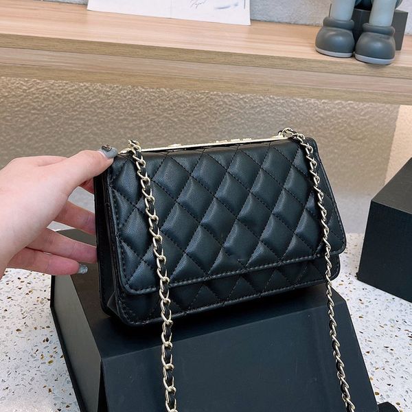 22b womens trendy woc wallet bags lambskin gold metal hardware matelasse chain crossbody shoulder card holder purse multi pochette designer, Red;black
22b womens trendy woc wallet bags lambskin gold metal hardware matelasse chain crossbody shoulder card holder purse multi pochette designer, Red;black