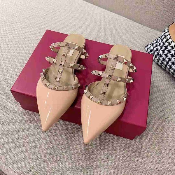 luxury women's leather sandals slides outdoor lady sandal casual slippers ladies comfort walking shoes womens designer valentinoity sne, Black
luxury women's leather sandals slides outdoor lady sandal casual slippers ladies comfort walking shoes womens designer valentinoity sne, Black