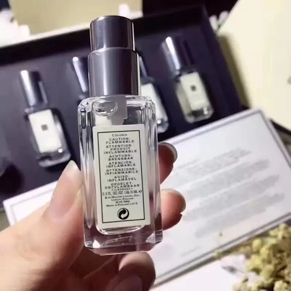 in perfumes stock men fragrance perfume london 9ml 5pcs set kit suit spray women portable fragrance long lasting gentleman amazing smellhigh
in perfumes stock men fragrance perfume london 9ml 5pcs set kit suit spray women portable fragrance long lasting gentleman amazing smellhigh