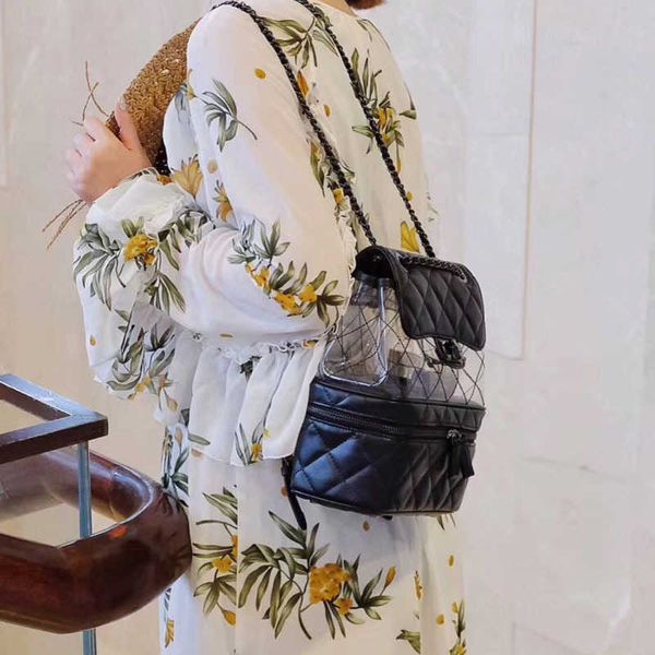 backpack wandering fragrance wind joker rhombus chain transparent jelly bag girl 221219
backpack wandering fragrance wind joker rhombus chain transparent jelly bag girl 221219