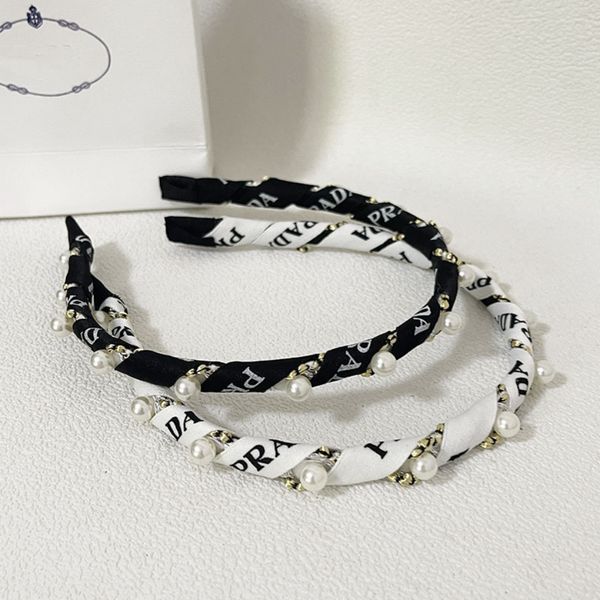 fashion hair hoop popular brand designer head scarf high-end design hairpin hand woven cloths nail bead headband senior sense hair accessori
fashion hair hoop popular brand designer head scarf high-end design hairpin hand woven cloths nail bead headband senior sense hair accessori
