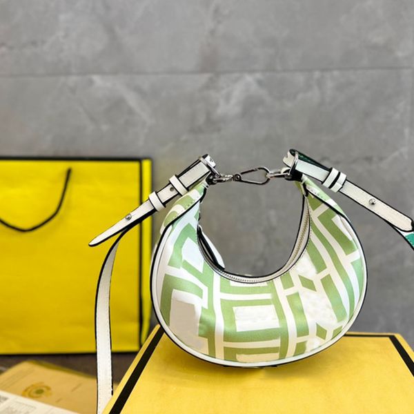 hobos clutch bags crossbody shoulder bag wrist bag women handbag purse half moon cross body wallet fashion letter pattern detachable strap b
hobos clutch bags crossbody shoulder bag wrist bag women handbag purse half moon cross body wallet fashion letter pattern detachable strap b