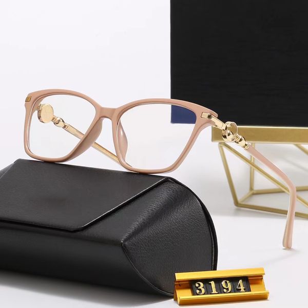 bulgari 2023 luxury brand new italian designer design fashionable gold frame eye protection flat mirror available for men and women sunglass, White;black
bulgari 2023 luxury brand new italian designer design fashionable gold frame eye protection flat mirror available for men and women sunglass, White;black