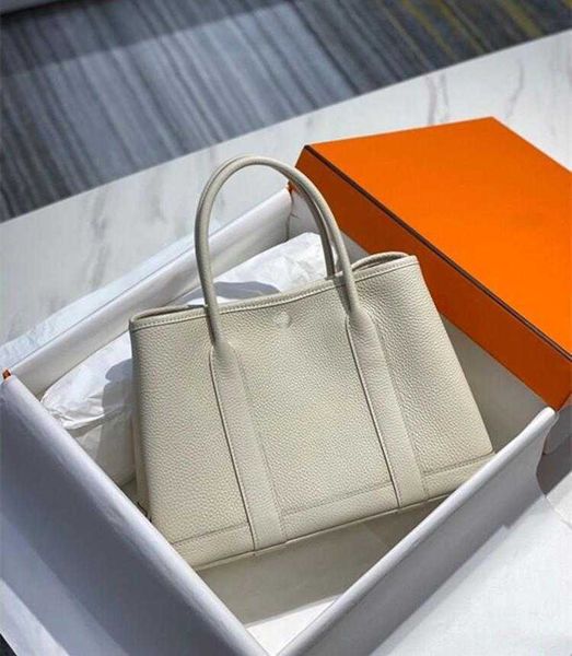 h ermes h gardens buckle handbag luxurys garden party pure handmade leather for women 2023 new leisure large capacity bucket single shoulder
h ermes h gardens buckle handbag luxurys garden party pure handmade leather for women 2023 new leisure large capacity bucket single shoulder