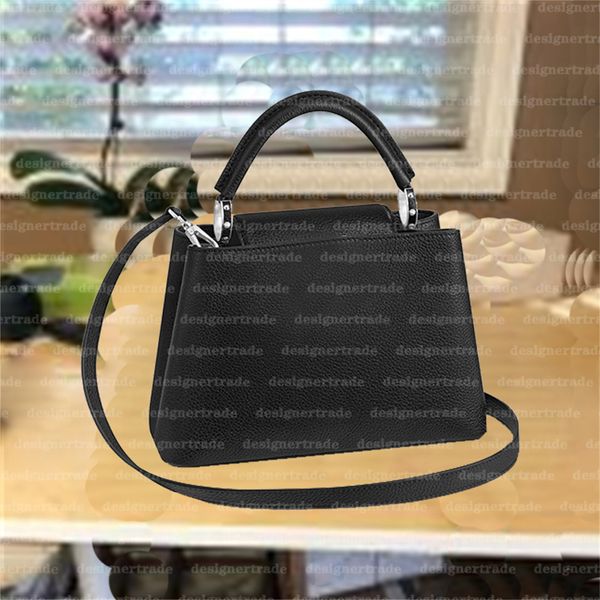 leather pochette famous designer women shoulder seashell bag detchable strap crossbody bags designertrade handbag with box totes
leather pochette famous designer women shoulder seashell bag detchable strap crossbody bags designertrade handbag with box totes